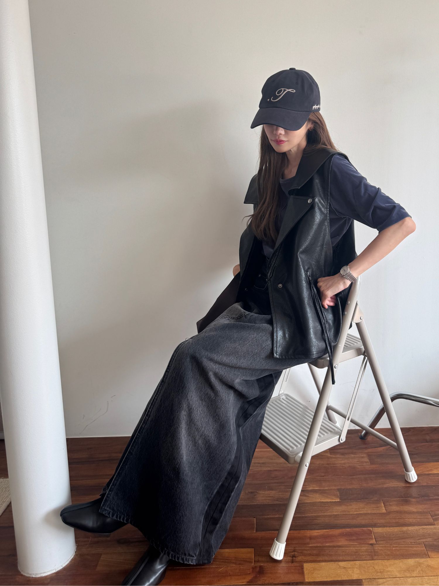 Sailor Collar Eco Leather Gilet / TRUNC 88（トランクエイティー